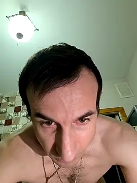 Snapshot of Andruu_ chatting on 10-18-25, 10:10 Andruu online show from 10-18-25, 10:10