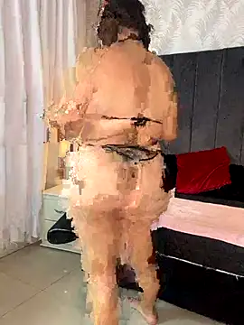 Orianabluee  online show from 12-22-25, 07:33