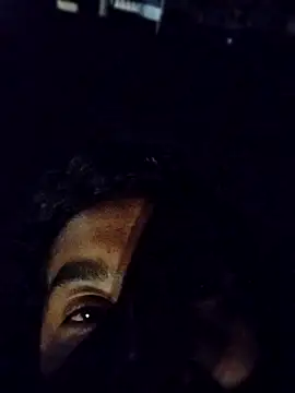 Snapshot of Travieso_21 chatting on 10-18-25, 02:58 Travieso 21 online show from 10-18-25, 02:58