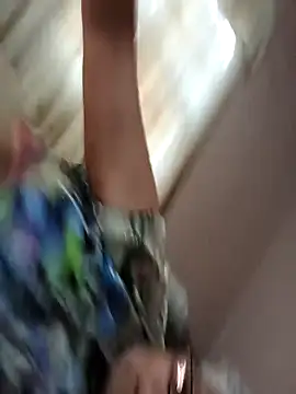 juicyboode online show from 12-21-25, 04:14