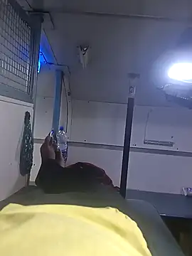 Snapshot of RNlov chatting on 10-19-25, 03:34 RNlov online show from 10-19-25, 03:34