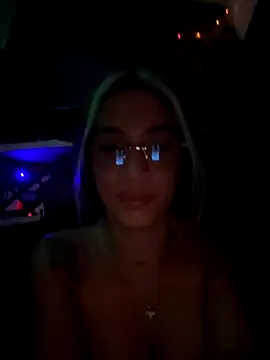 KIMBERLYPULIDO online show from 10-25-25, 03:58