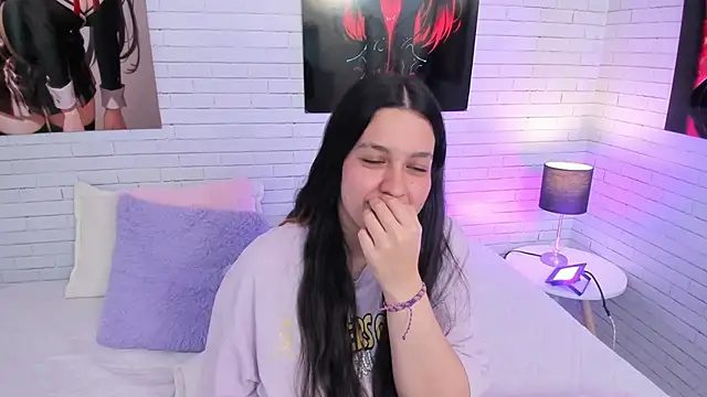 Zoe Murphy online show from 11-17-25, 05:24