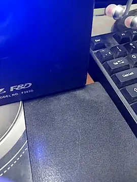 DesiBlackBull online show from 12-21-25, 04:36