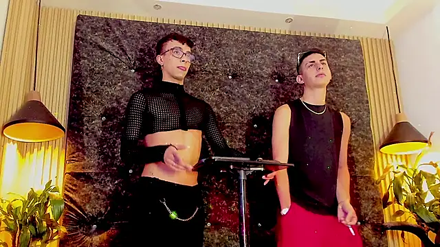 the fenix boy online show from 10-28-25, 05:11