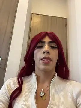 Snapshot of Agattha22 chatting on 11-11-25, 05:18 Agattha22 online show from 11-11-25, 05:18