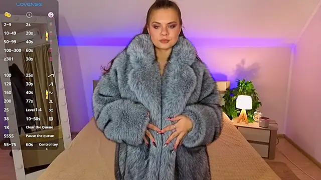 Miss Delia online show from 11-15-25, 11:07