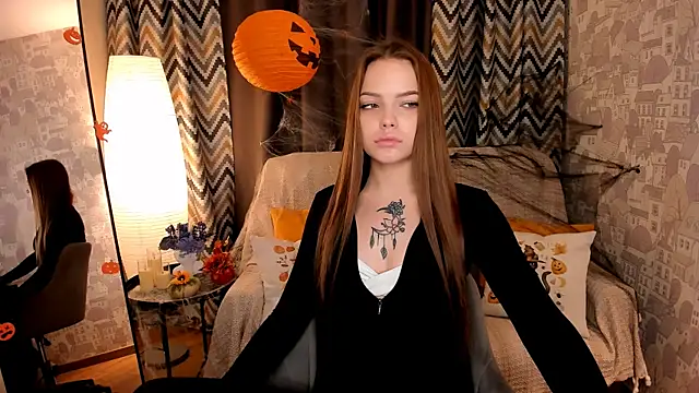 MelissaBell  online show from 10-21-25, 01:50