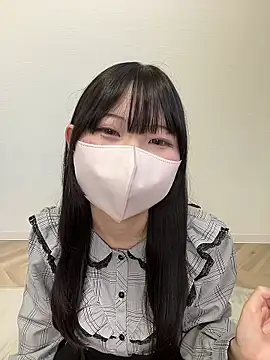 Reina cute 00  online show from 10-28-25, 03:21