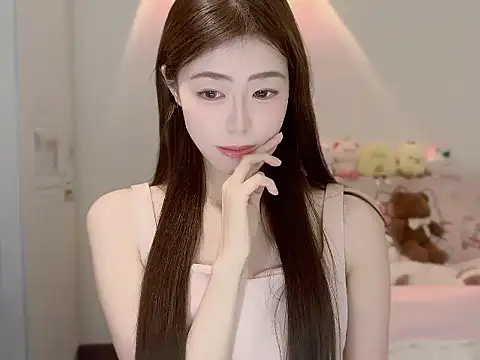 Onecutelittle online show from 10-27-25, 06:06