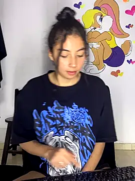 ShareeBax  online show from 10-19-25, 03:29