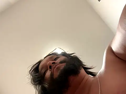 Snapshot of LoboCachorro chatting on 11-04-25, 12:43 LoboCachorro online show from 11-04-25, 12:43