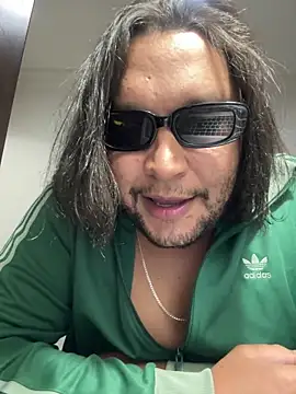 Snapshot of LoboCachorro chatting on 03-22-26, 12:25 LoboCachorro online show from 03-22-26, 12:25