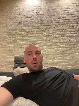 Snapshot of Rotteei1 chatting on 11-01-25, 07:27 Rotteei1 online show from 11-01-25, 07:27