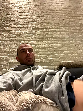 Snapshot of Rotteei1 chatting on 11-27-25, 05:48 Rotteei1 online show from 11-27-25, 05:48