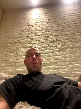 Snapshot of Rotteei1 chatting on 11-30-25, 06:39 Rotteei1 online show from 11-30-25, 06:39