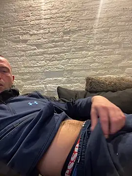 Rotteei1 online show from 04-12-26, 05:40