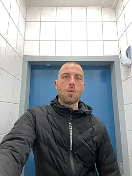 Rotteei1 online show from 04-21-26, 12:44