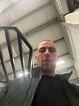 Rotteei1 online show from 04-30-26, 08:09