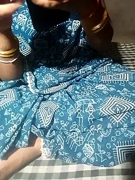 Hot cauple indian online show from 04-24-26, 07:22