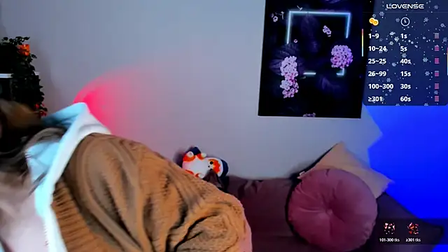 Snapshot of fairy_tara chatting on 12-18-25, 09:10 fairy tara online show from 12-18-25, 09:10