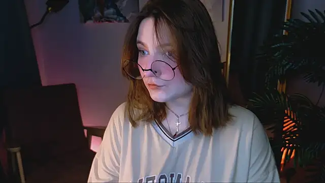 Snapshot of fairy_tara chatting on 05-23-26, 10:03 fairy tara online show from 05-23-26, 10:03
