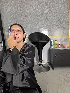 Snapshot of Sammy_Sweet01 chatting on 12-20-25, 12:01 Sammy Sweet01 online show from 12-20-25, 12:01