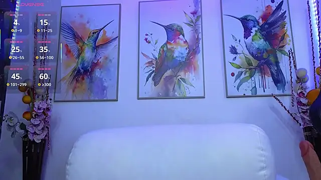 Snapshot of Scarlet_desiree chatting on 10-31-25, 11:55 Scarlet desiree online show from 10-31-25, 11:55