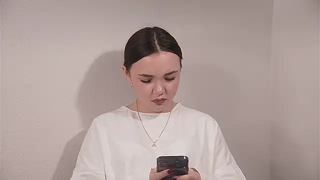 Snapshot of LeanWigboldy chatting on 10-22-25, 12:49 LeanWigboldy online show from 10-22-25, 12:49