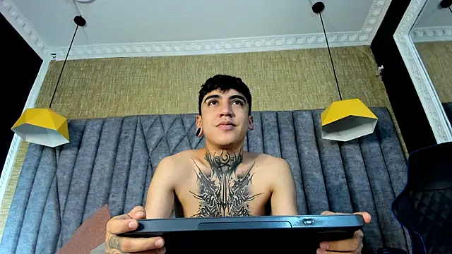 SantiOlsen online show from 10-21-25, 11:44