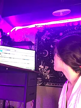 Thedeepwebcutie online show from 04-29-26, 09:46