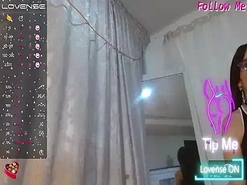 NATTYDOLL74 online show from 11-06-25, 08:43