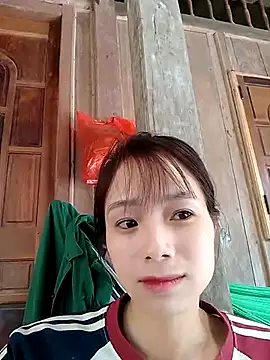 Snapshot of Monkey-0d chatting on 10-19-25, 02:23 Monkey-0d online show from 10-19-25, 02:23