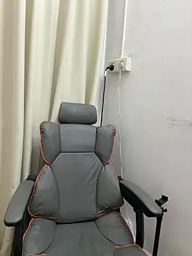 aaaaawhate online show from 02-25-26, 11:09