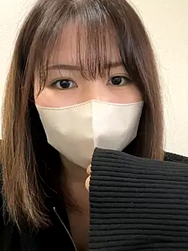 Rui 87 online show from 10-25-25, 03:36