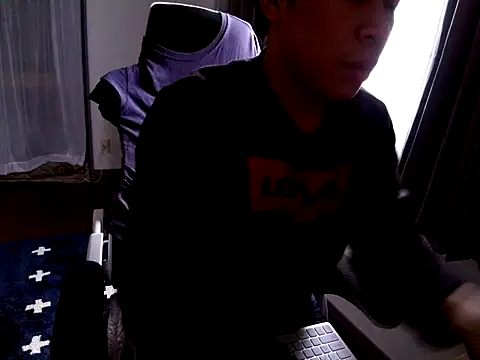 Snapshot of SobaKurd chatting on 12-14-25, 05:24 SobaKurd online show from 12-14-25, 05:24