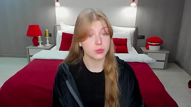 Stella Light online show from 11-17-25, 04:29