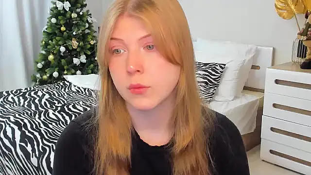 Stella Light online show from 12-18-25, 04:18