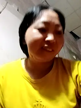 Snapshot of suka-bibi chatting on 12-02-25, 01:05 suka-bibi online show from 12-02-25, 01:05