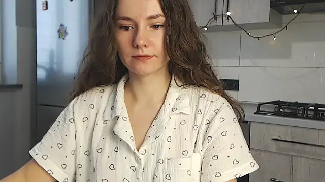 MilenaRossa online show from 10-28-25, 07:34