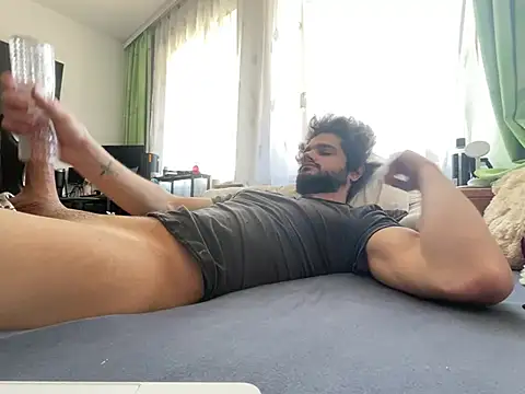 youngboyformommy24 online show from 03-07-26, 01:30