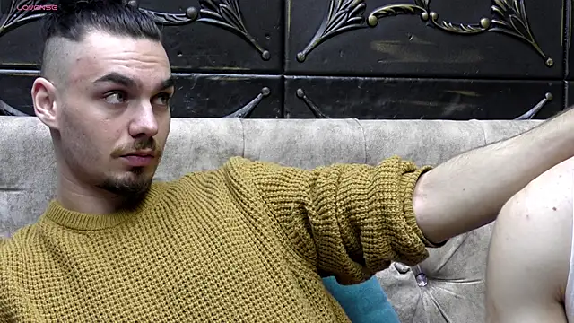 Snapshot of OceannHeart chatting on 11-23-25, 09:58 OceannHeart online show from 11-23-25, 09:58