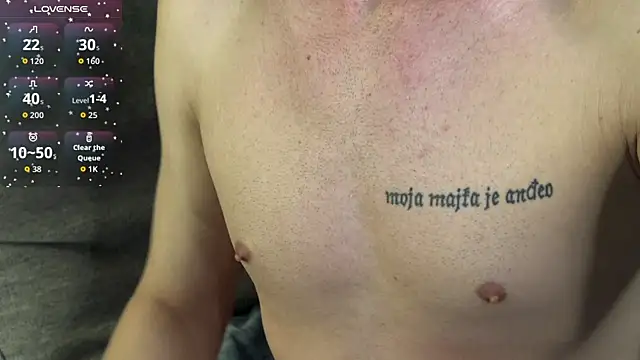 Snapshot of OceannHeart chatting on 12-13-25, 07:53 OceannHeart online show from 12-13-25, 07:53