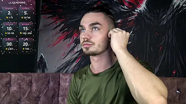 Snapshot of OceannHeart chatting on 12-21-25, 04:25 OceannHeart online show from 12-21-25, 04:25