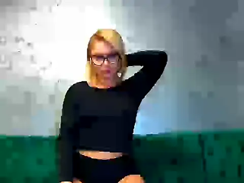 Snapshot of Chloe_248 chatting on 10-24-25, 05:53 Chloe 248 online show from 10-24-25, 05:53