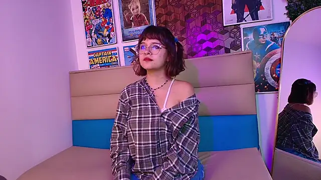 Ivy  storm online show from 12-04-25, 09:34