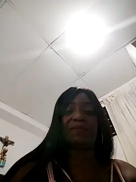 laseducida online show from 10-26-25, 03:34