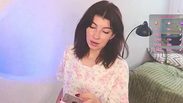 KiraBlushy online show from 11-15-25, 06:33