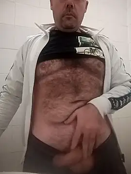 Snapshot of Romaeterna_ chatting on 11-18-25, 05:06 Romaeterna online show from 11-18-25, 05:06