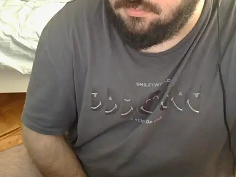 Snapshot of moneyman_11 chatting on 05-25-26, 08:09 moneyman 11 online show from 05-25-26, 08:09
